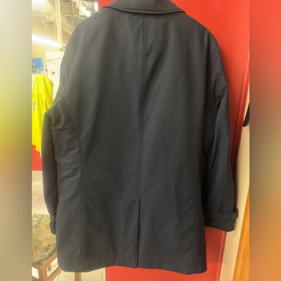 Vintage Water Resistant trench coat RW & CO . - Picture 5 of 7